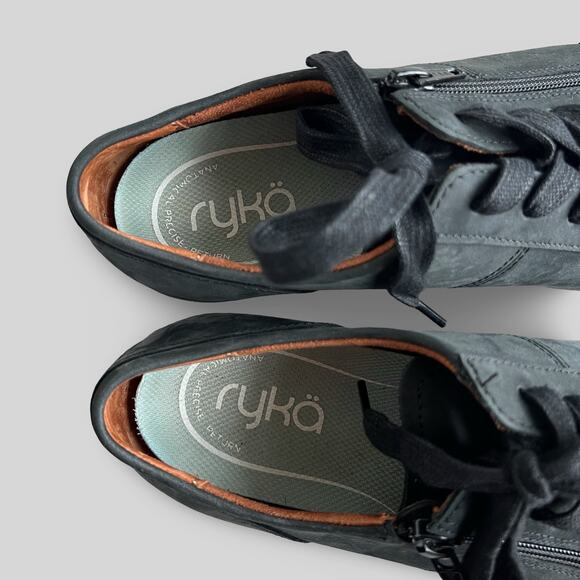 Vionic Abigail Black Nubuck Sneakers - Picture 6 of 9